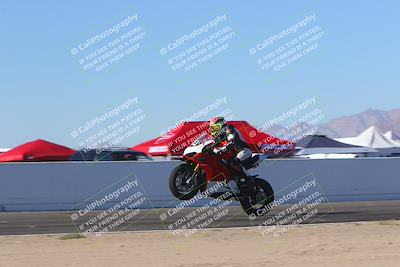 media/Nov-06-2023-Moto Forza (Mon) [[ce023d0744]]/4-Beginner Group/Session 4 (Finish Line Checker)/